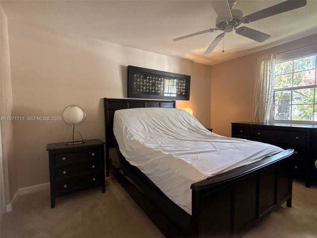 402 SW 158th Ter 201, Pembroke Pines, FL 33027