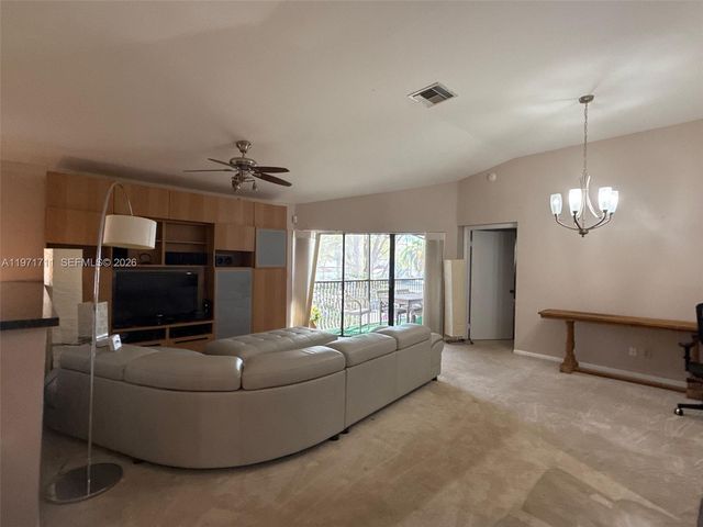 402 SW 158th Ter 201, Pembroke Pines, FL 33027