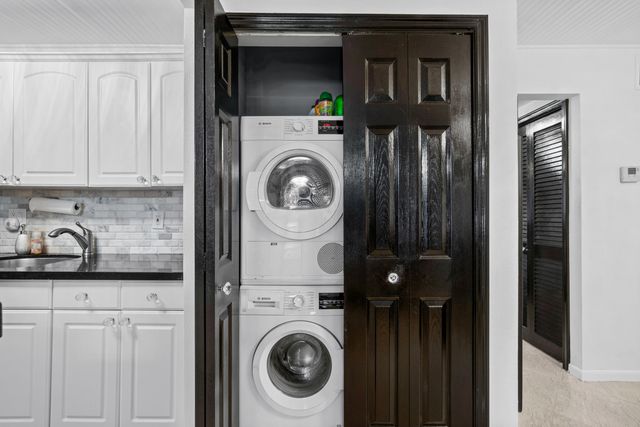 340 Horizons W 102, Boynton Beach, FL 33435