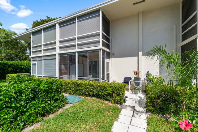 340 Horizons W 102, Boynton Beach, FL 33435