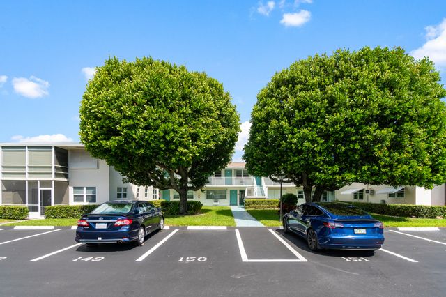 340 Horizons W 102, Boynton Beach, FL 33435