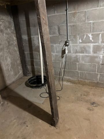 208 W Michigan Street, Lenox, IA 50851