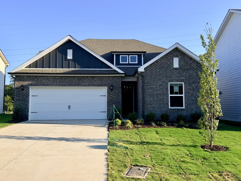 408 Misty Creek Court, Nashville, TN 37207