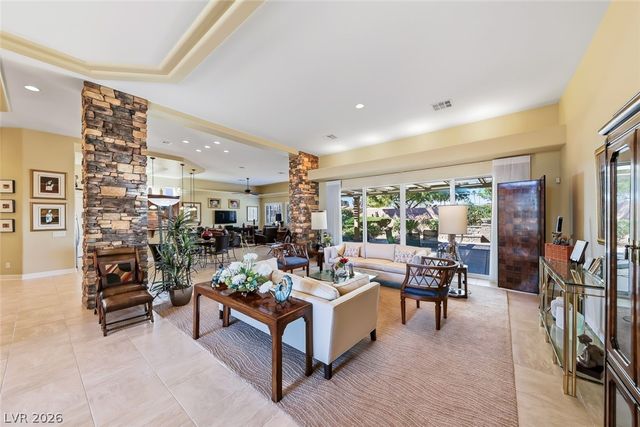 7171 Crowntop Circle, Las Vegas, NV 89118