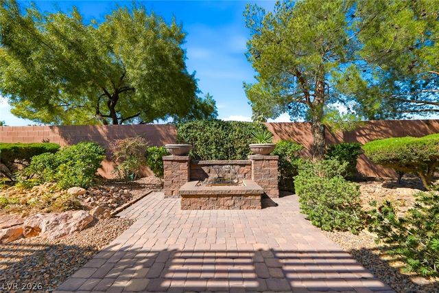 7171 Crowntop Circle, Las Vegas, NV 89118