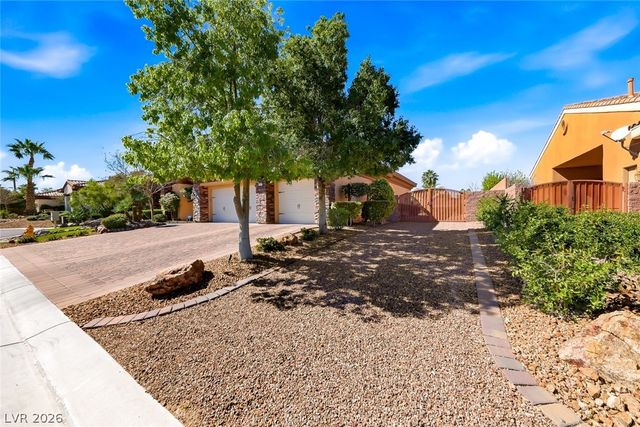 7171 Crowntop Circle, Las Vegas, NV 89118