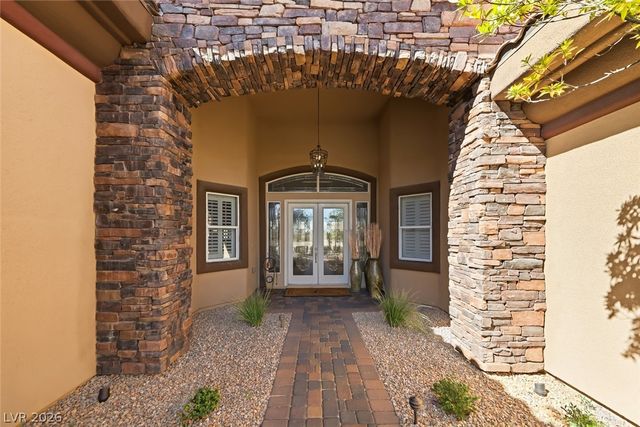 7171 Crowntop Circle, Las Vegas, NV 89118