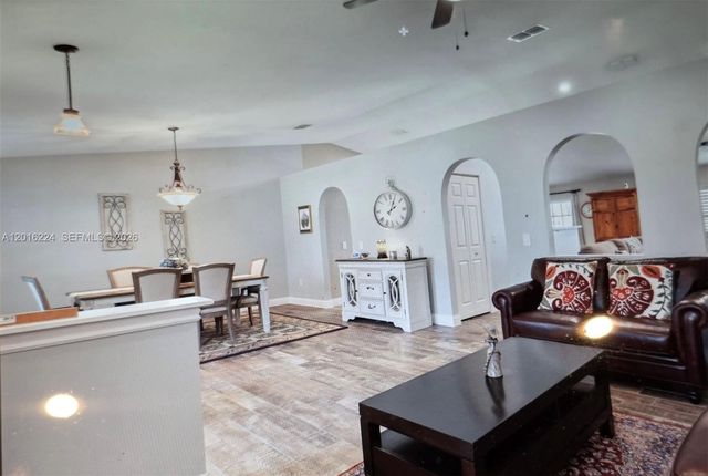 4738 Ashley Lake Cir, Vero Beach, FL 32967