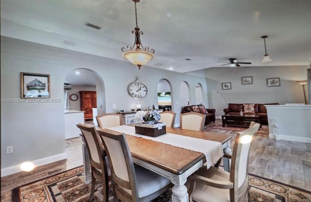 4738 Ashley Lake Cir, Vero Beach, FL 32967