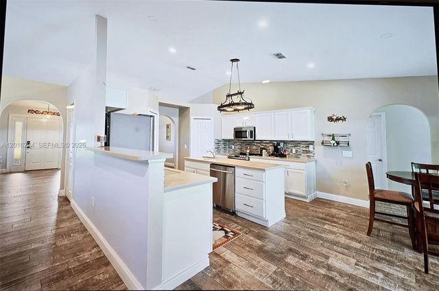 4738 Ashley Lake Cir, Vero Beach, FL 32967