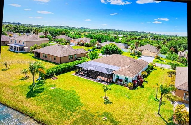 4738 Ashley Lake Cir, Vero Beach, FL 32967
