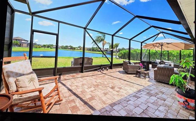 4738 Ashley Lake Cir, Vero Beach, FL 32967