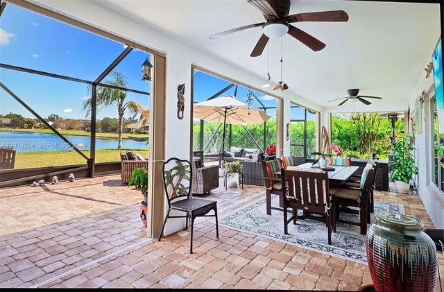 4738 Ashley Lake Cir, Vero Beach, FL 32967
