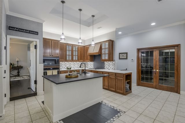 515 Seneca Drive, Waxahachie, TX 75165