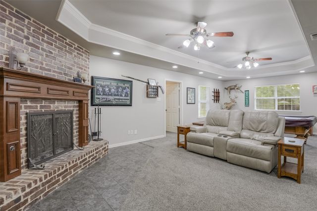 515 Seneca Drive, Waxahachie, TX 75165