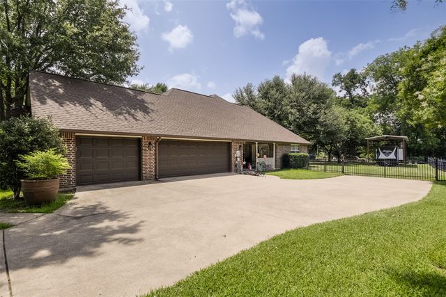 515 Seneca Drive, Waxahachie, TX 75165