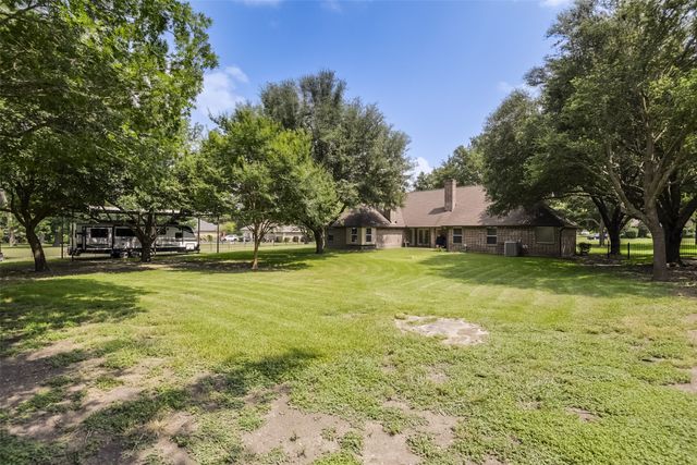 515 Seneca Drive, Waxahachie, TX 75165