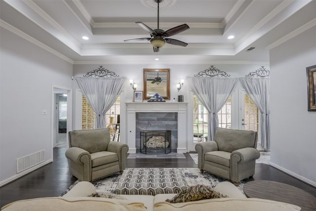 515 Seneca Drive, Waxahachie, TX 75165
