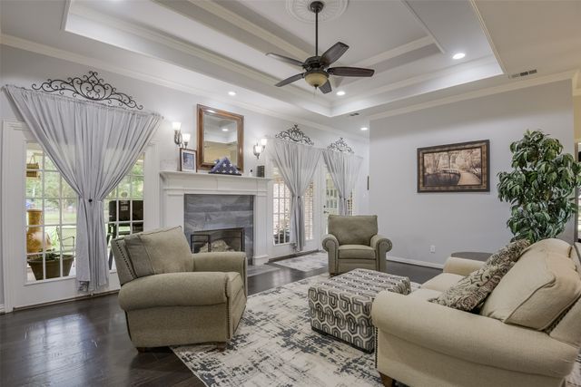 515 Seneca Drive, Waxahachie, TX 75165
