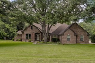 515 Seneca Drive, Waxahachie, TX 75165