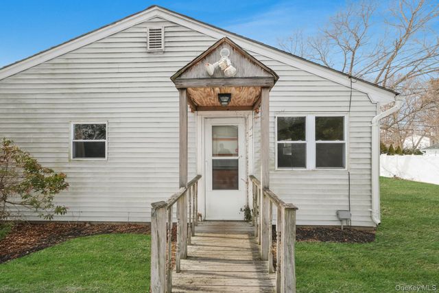 73 Morton Street, Port Jefferson Station, NY 11776