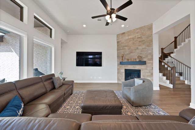 1805 Julian Feild Street, Mansfield, TX 76063