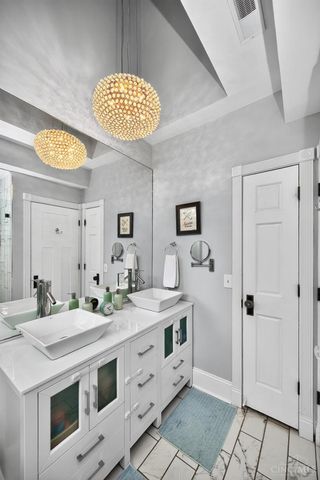 6321 Tyne Avenue, Cincinnati, OH 45213