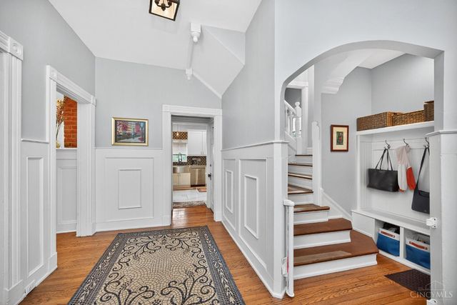 6321 Tyne Avenue, Cincinnati, OH 45213