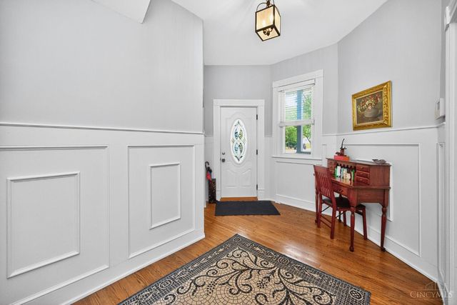 6321 Tyne Avenue, Cincinnati, OH 45213