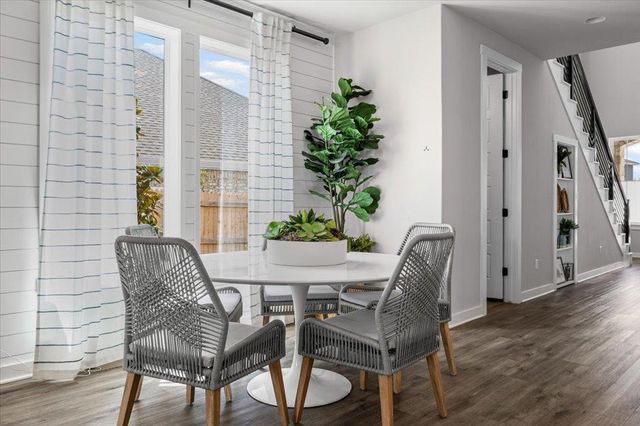 6508 Velvet Leaf LN, Buda, TX 78610