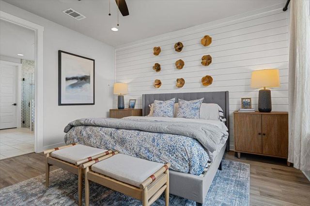 6508 Velvet Leaf LN, Buda, TX 78610