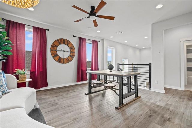 6508 Velvet Leaf LN, Buda, TX 78610