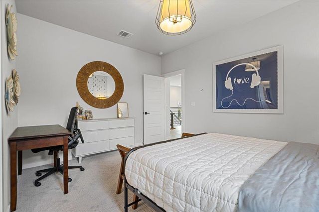 6508 Velvet Leaf LN, Buda, TX 78610