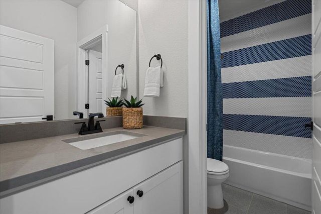 6508 Velvet Leaf LN, Buda, TX 78610