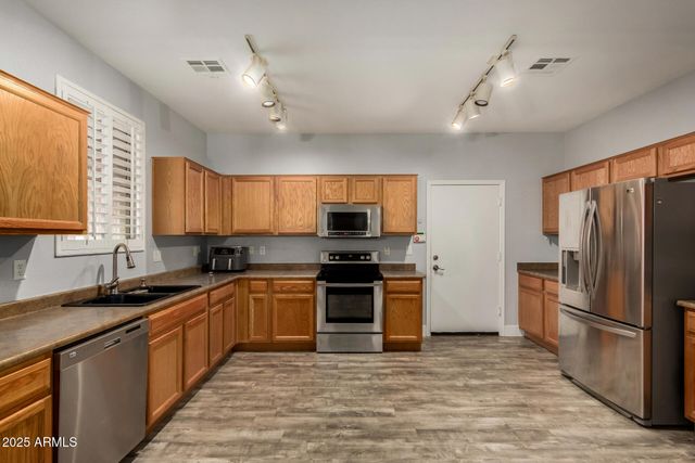 20032 N 49TH Drive, Glendale, AZ 85308