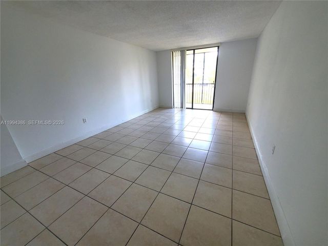 16950 W Dixie Hwy 127, North Miami Beach, FL 33160