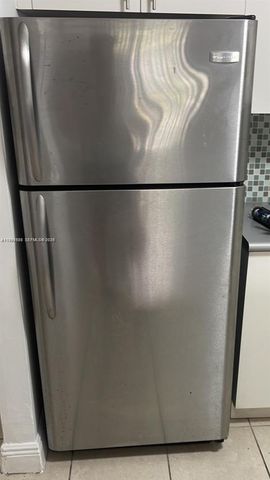 16950 W Dixie Hwy 127, North Miami Beach, FL 33160