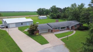 16850 N Z, Centralia, MO 65240