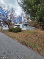 17 KIMBERLY AVE, New Providence, PA 17560