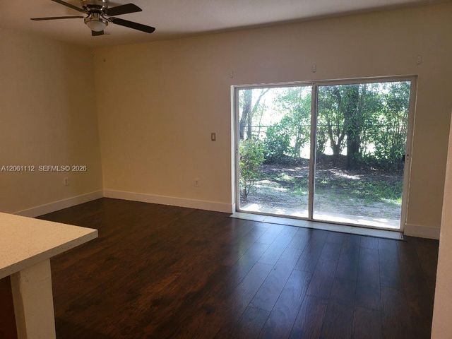 14103 SW 49th St 12, Miramar, FL 33027