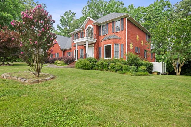 104 Executive Drive, Jasper, TN 37347