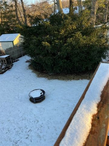 77 Birchwood Lane, West Warwick, RI 02893