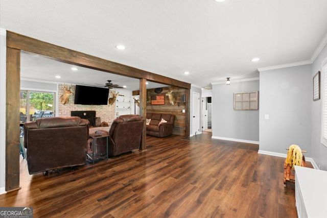 1002 Hank Lane, Canton, GA 30114