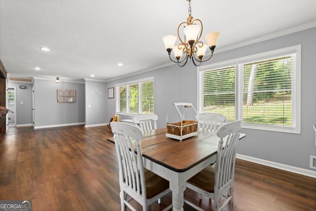 1002 Hank Lane, Canton, GA 30114