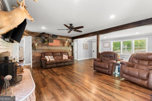 1002 Hank Lane, Canton, GA 30114