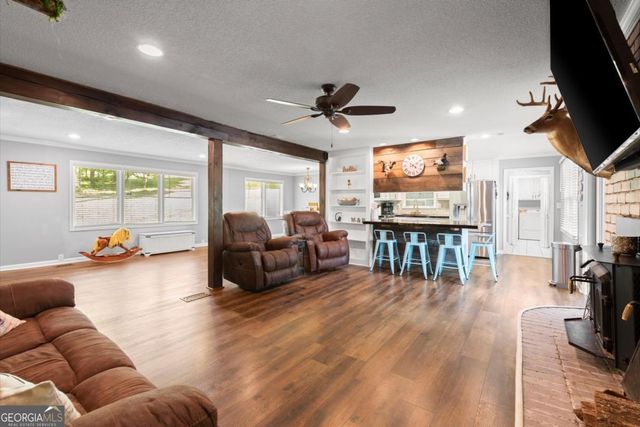 1002 Hank Lane, Canton, GA 30114