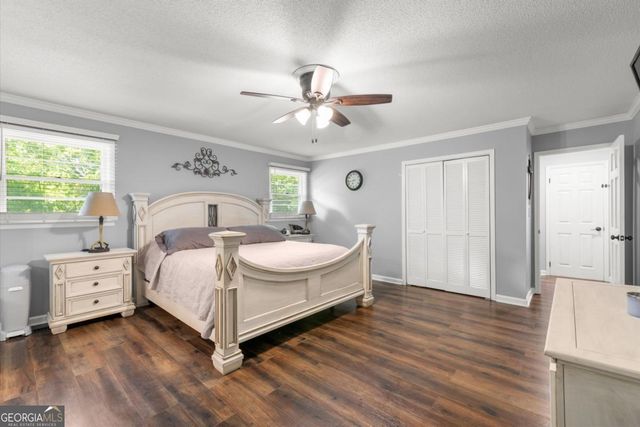 1002 Hank Lane, Canton, GA 30114