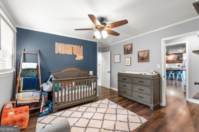 1002 Hank Lane, Canton, GA 30114