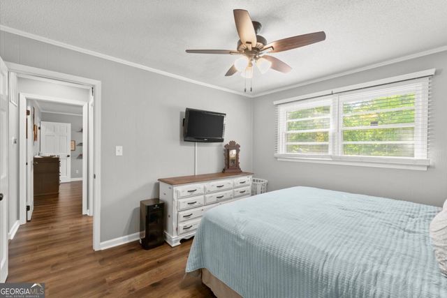 1002 Hank Lane, Canton, GA 30114
