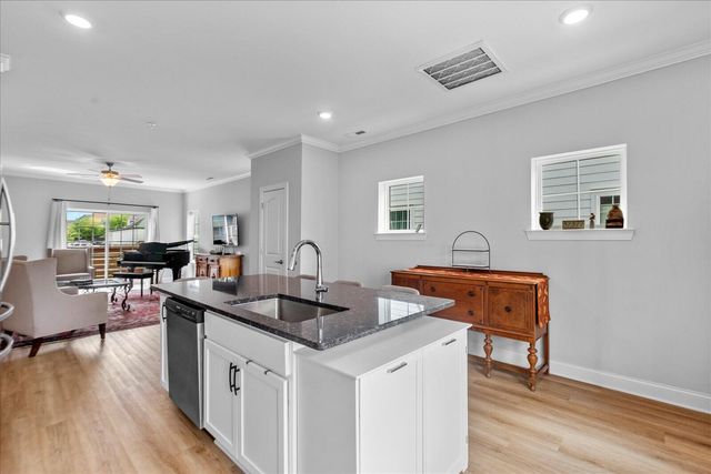 138 E 19th Street, Chattanooga, TN 37408